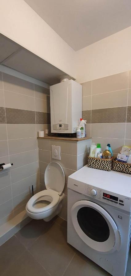 Appartement A 10 Min A Pied De La Plage De Nizza Exterior foto
